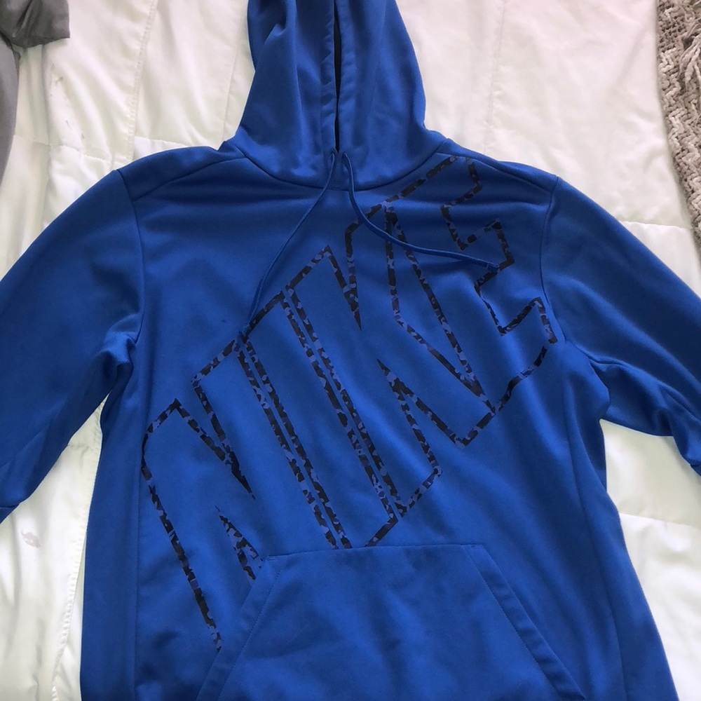 NIKE Men’s Sweatshirt